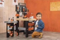 Smoby Black + Decker Mega Werkbank Center -Spielzeugladen 24943000 03