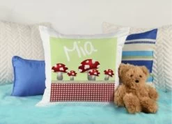 CreaDesign Dekokissen Kinder 40 X 40 Cm Pilz Rot Mit Name Personalisiert -Spielzeugladen 30449719 04