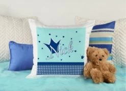 CreaDesign Dekokissen Kinder 40 X 40 Cm Prinz / Prinzessin Hellblau Blau Mit Name Personalisiert -Spielzeugladen 30449952 04