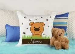 CreaDesign Dekokissen Kinder 40 X 40 Cm Teddy Bär Mit Name Personalisiert -Spielzeugladen 30544100 04