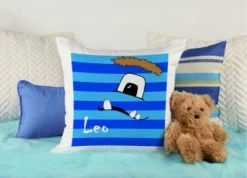 CreaDesign Dekokissen Kinder 40 X 40 Cm Monster Blau Mit Name Personalisiert -Spielzeugladen 30544172 04