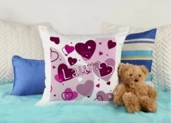 CreaDesign Dekokissen Kinder 40 X 40 Cm Herz Brombeere Mit Name Personalisiert -Spielzeugladen 30544732 04