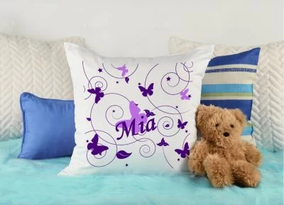 CreaDesign Dekokissen Kinder 40 X 40 Cm Schmetterling Flieder Lila Mit Name Personalisiert 6 CreaDesign Dekokissen Kinder 40 X 40 Cm Schmetterling Flieder Lila Mit Name Personalisiert – Bild 4