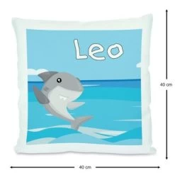 CreaDesign Dekokissen Kinder 40 X 40 Cm Hai Mit Name Personalisiert -Spielzeugladen 30545607 03