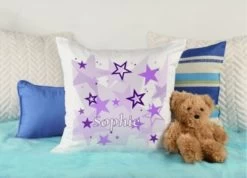 CreaDesign Dekokissen Kinder 40 X 40 Cm Sterne Lila Mit Name Personalisiert -Spielzeugladen 30545673 04