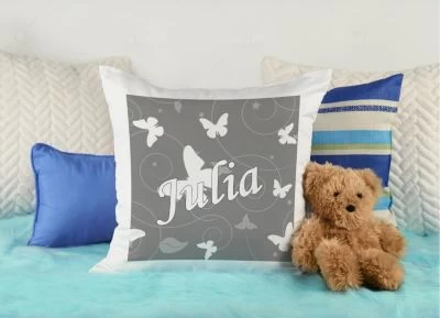 CreaDesign Dekokissen Kinder 40 X 40 Cm Schmetterling Grau Mit Name Personalisiert 6 CreaDesign Dekokissen Kinder 40 X 40 Cm Schmetterling Grau Mit Name Personalisiert – Bild 4