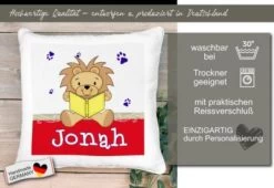 CreaDesign Dekokissen Kinder 40 X 40 Cm Leselöwe Rot Mit Name Personalisiert -Spielzeugladen 30546035 05